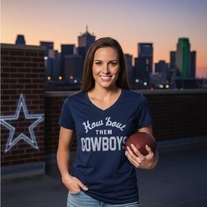 NFL Nike Women’s Navy Blue T-Shirt How ‘bout Them Cowboys  Size XS